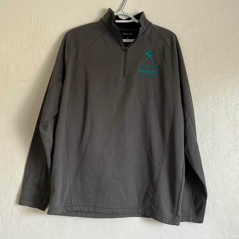 Gray Medium USA Gymnastics Pullover Sweater